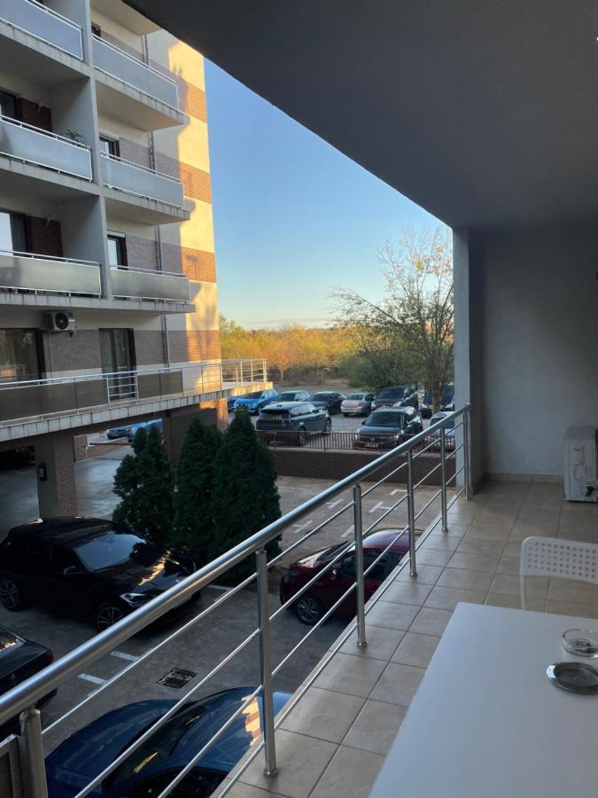 Park Residence 5, 2 Bedroom Apartment Bucareste Exterior foto